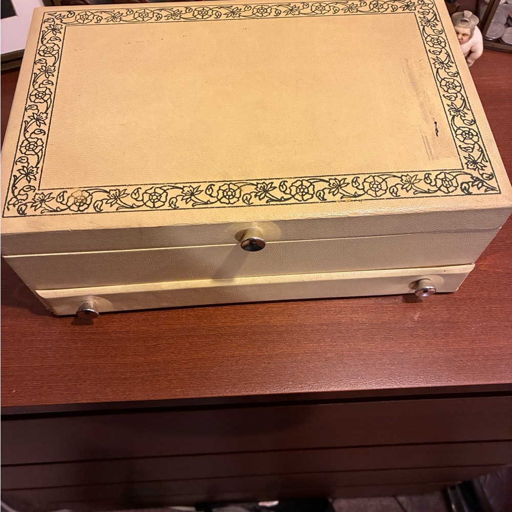 Large Vintage Jewelry Box